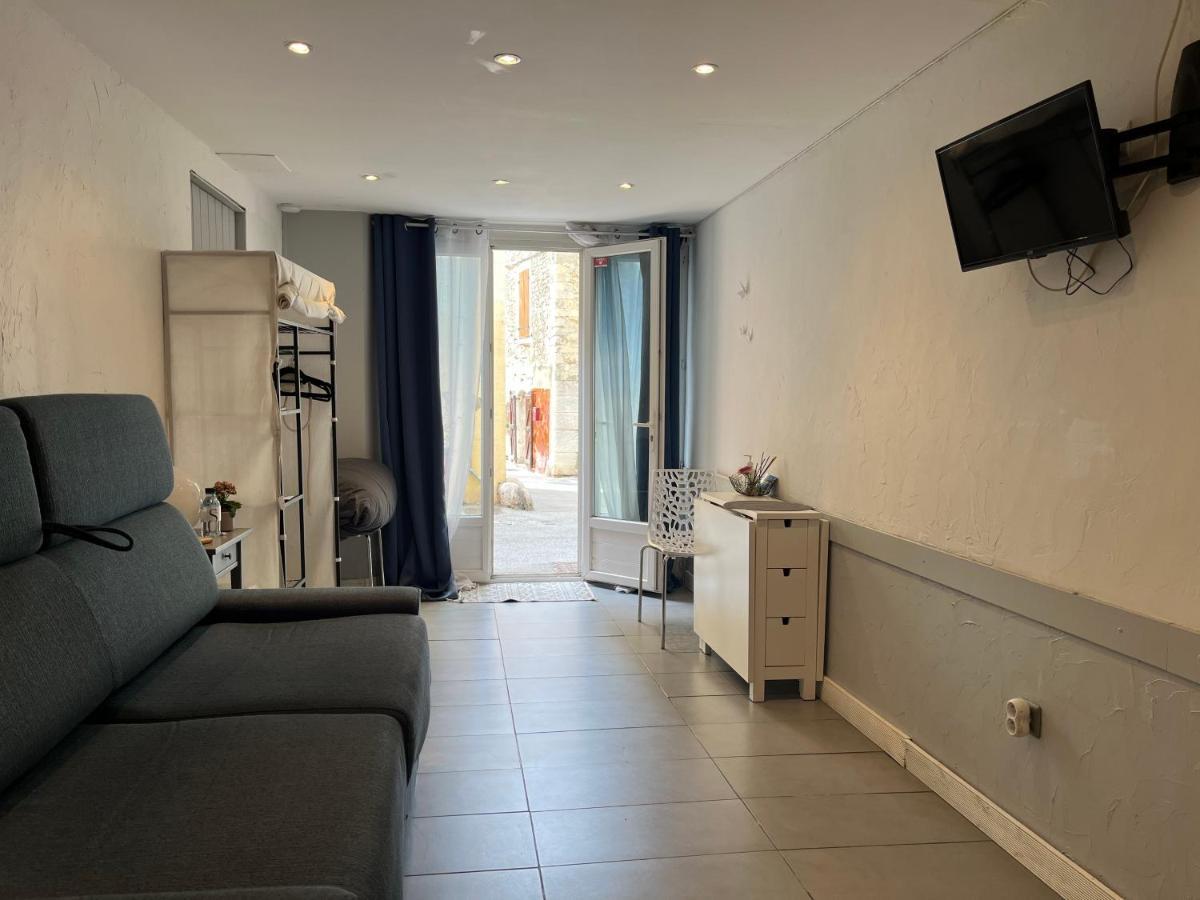 Appartement Le Studio à La Roquebrussanne Extérieur photo